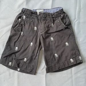 Children's place shorts with ☠️